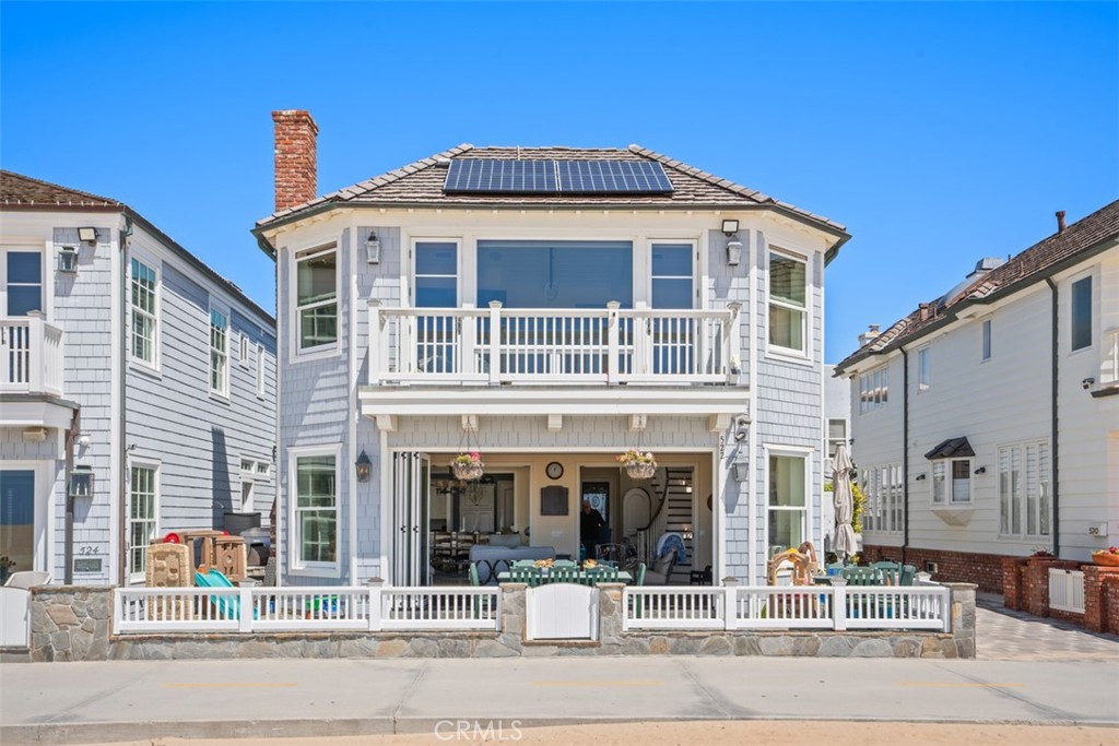 522 W Oceanfront Property Photo