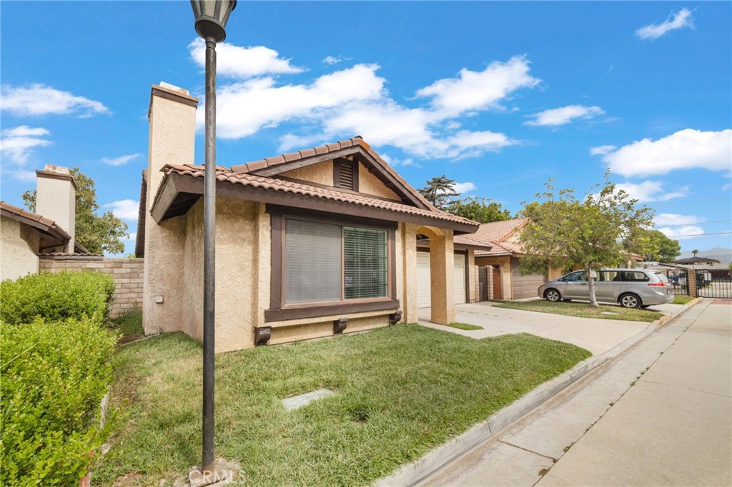 13706 Monterey Ave Property Photo 3