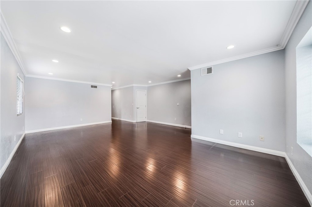 13706 Monterey Ave Property Photo 6