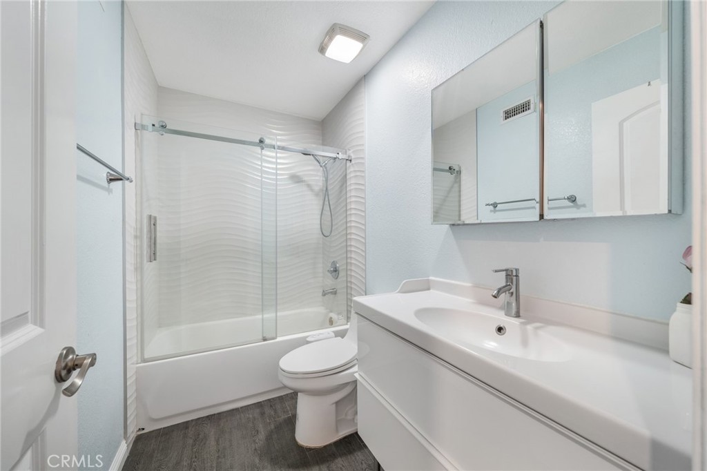 13706 Monterey Ave Property Photo 13