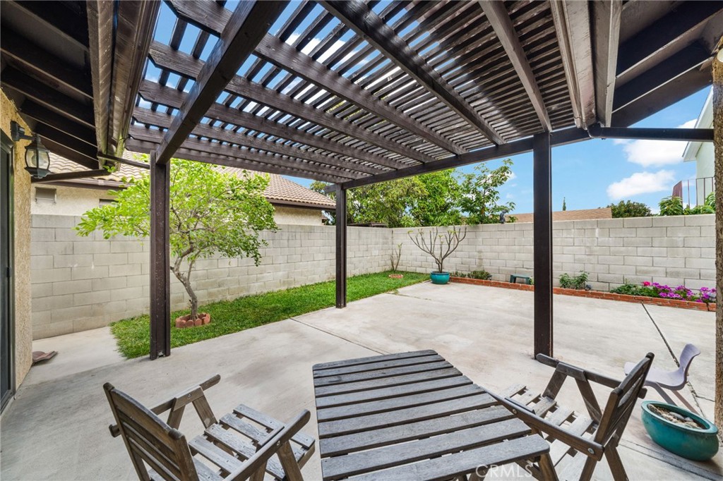 13706 Monterey Ave Property Photo 24