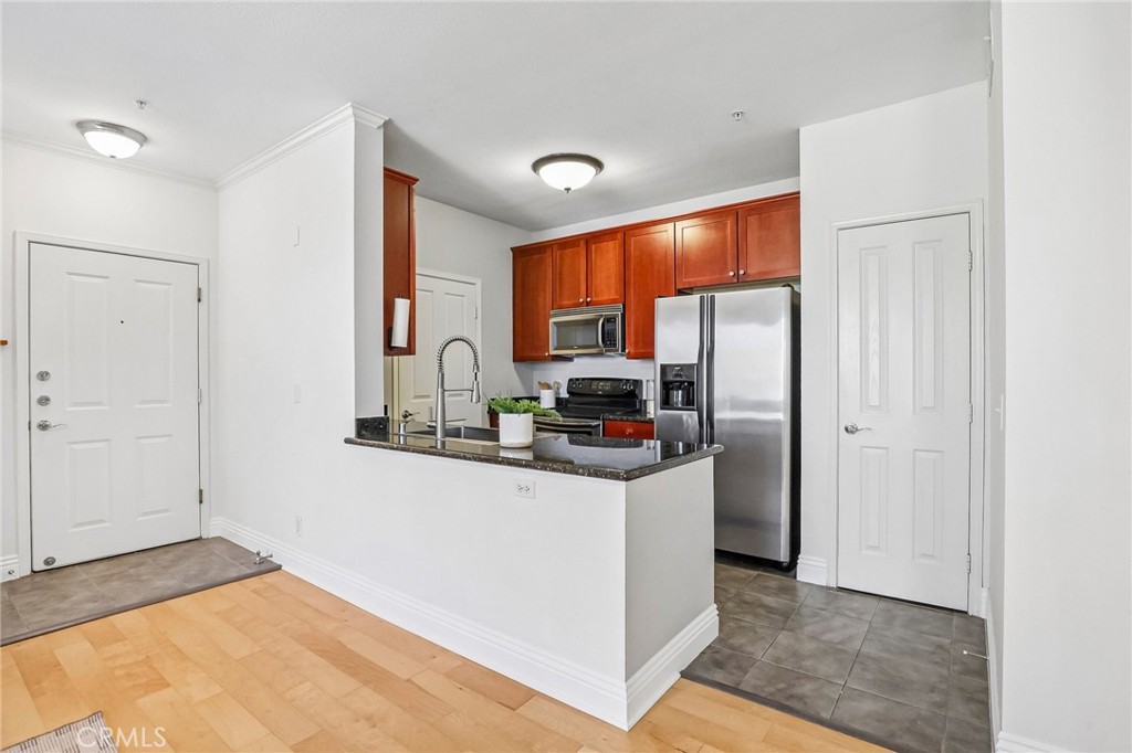 22681 Oakgrove Unit 233 Property Photo 5