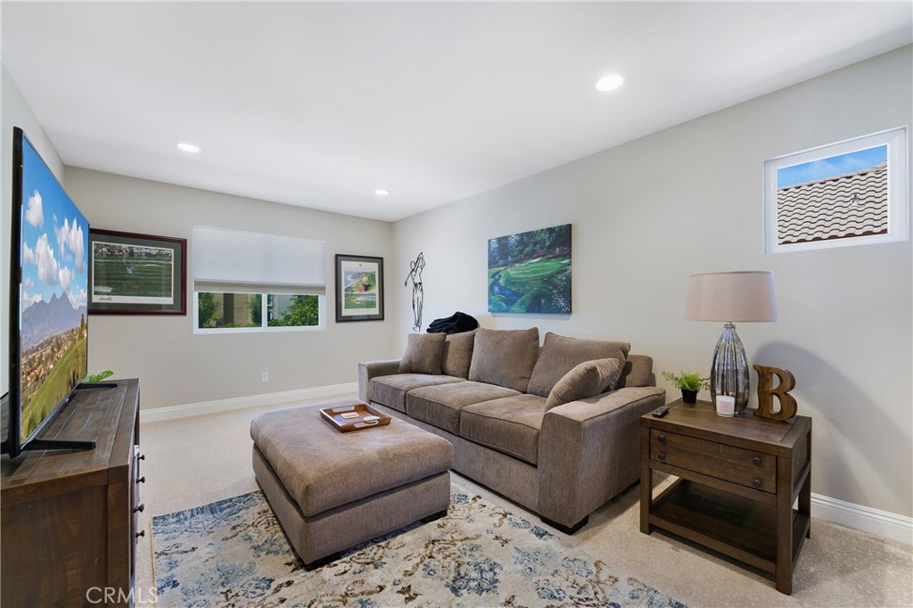76 Hillrise Property Photo 20
