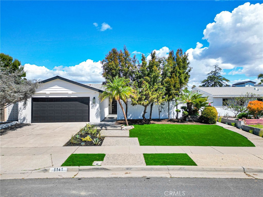 8141 Valencia Property Photo 1