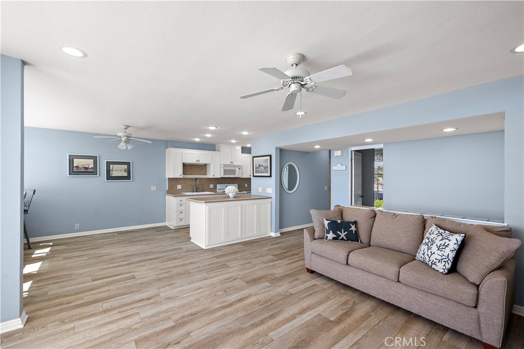 420 Monterey Lane R17 Property Photo 6