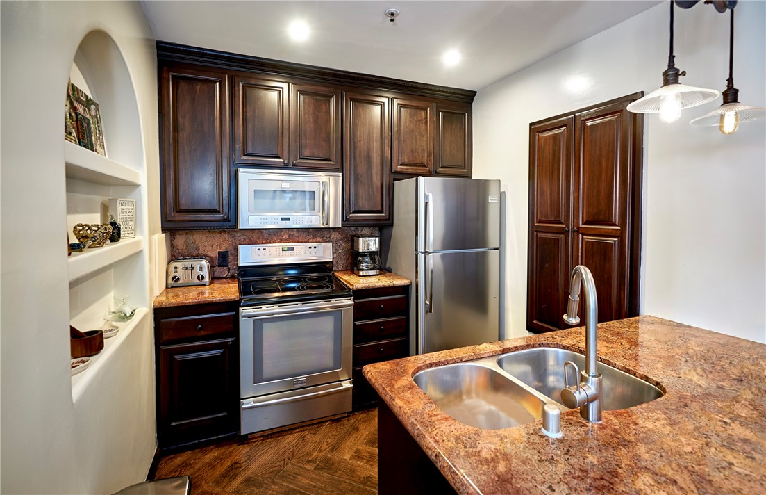 27 Camino De Flores Property Photo 8
