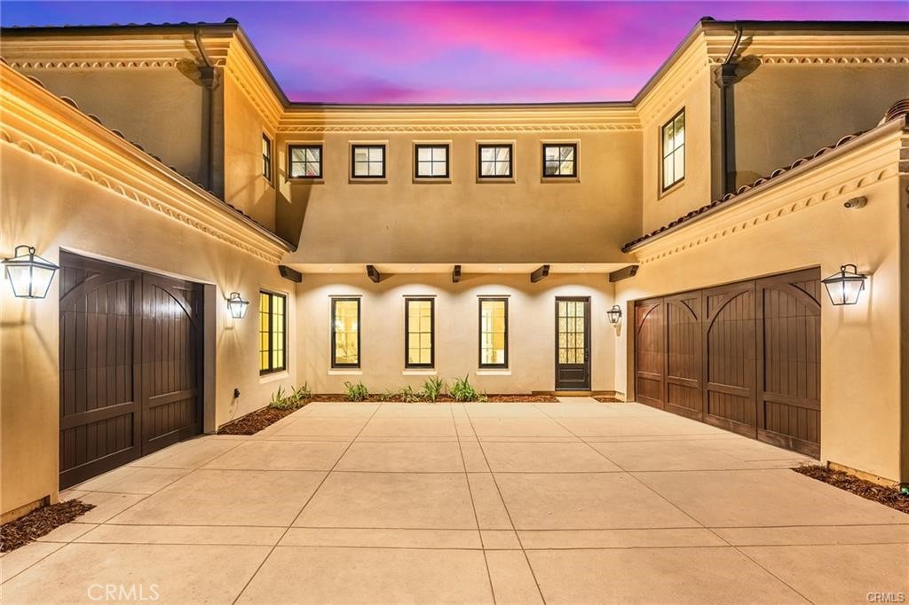 81 Hacienda Drive Property Photo 3