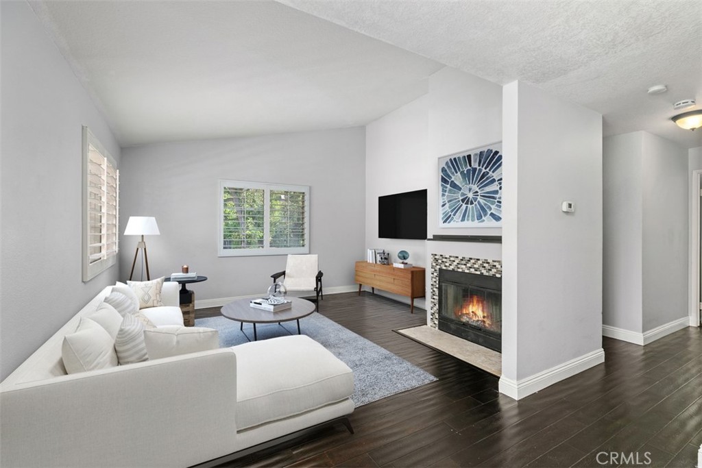 21227 Camelia 18 Property Photo 2