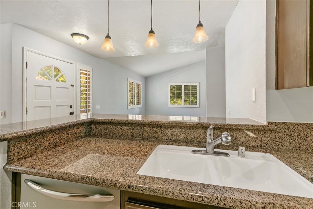 21227 Camelia 18 Property Photo 7