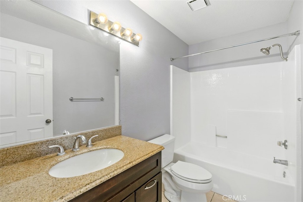 21227 Camelia 18 Property Photo 10