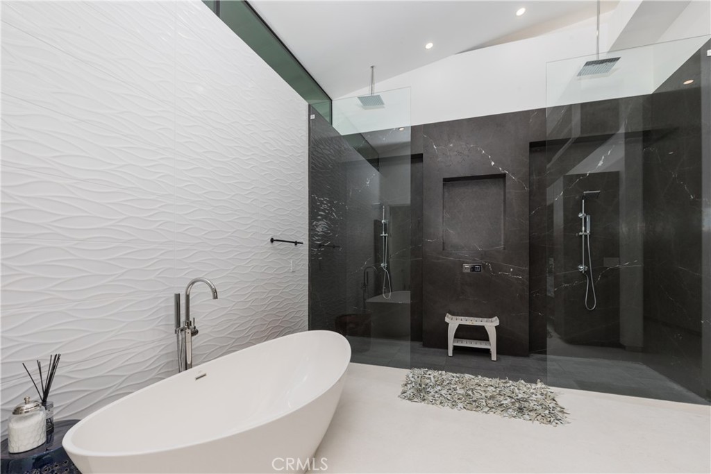 8 Makena Lane Property Photo 30
