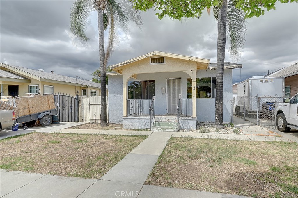 351 West Street Property Photo 1