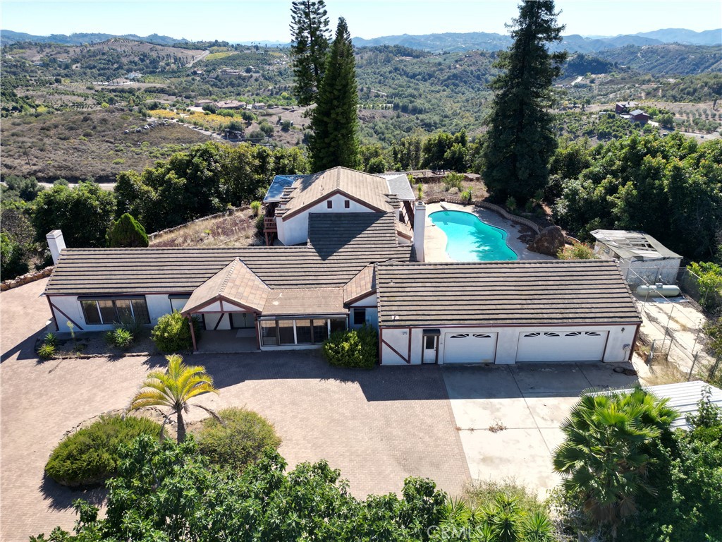 44775 De Luz Rd Property Photo 2