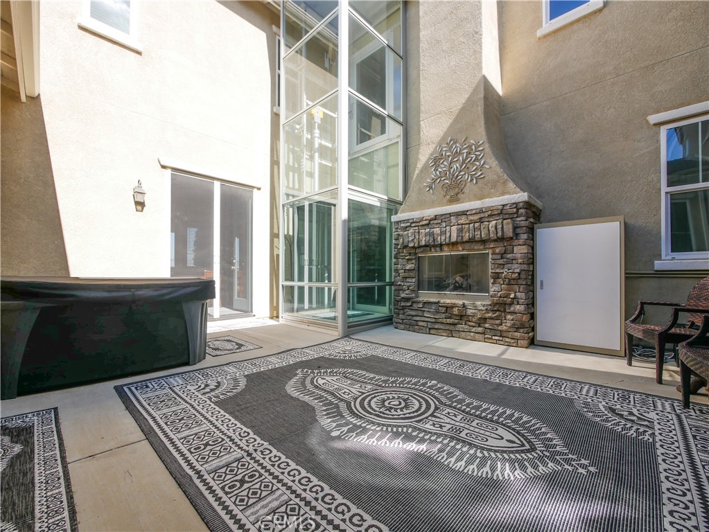 22470 Amber Eve Property Photo 9