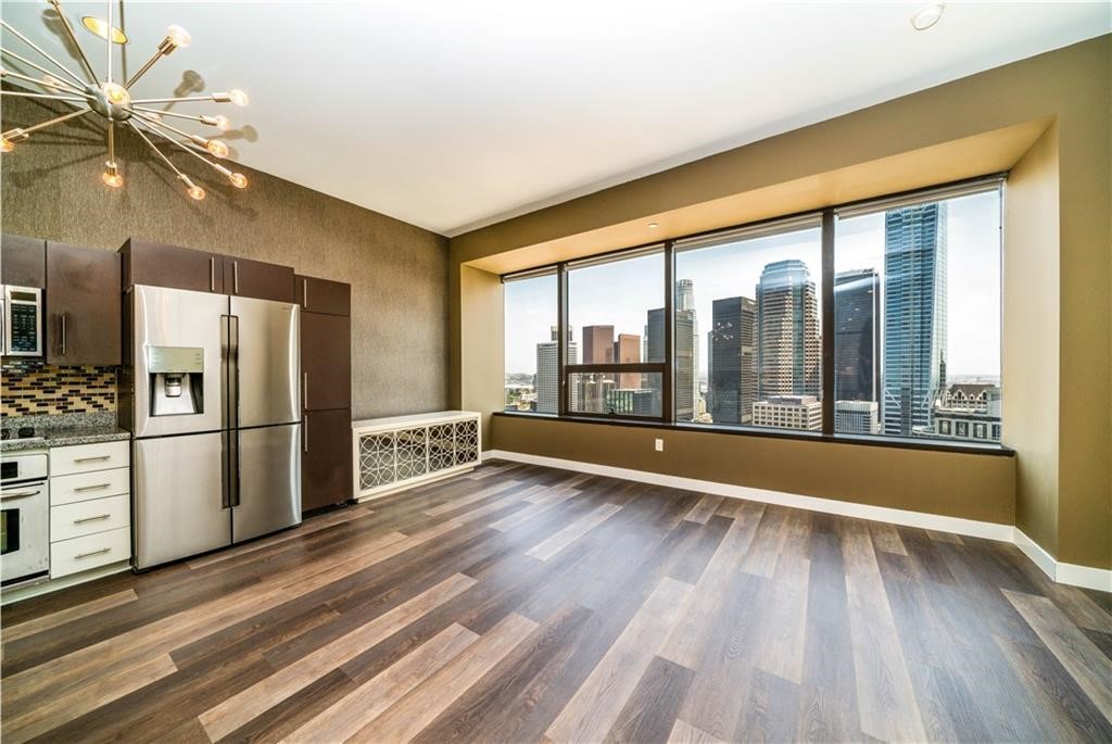 1100 Wilshire 2707 Property Photo 2