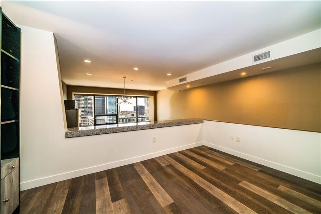 1100 Wilshire 2707 Property Photo 12