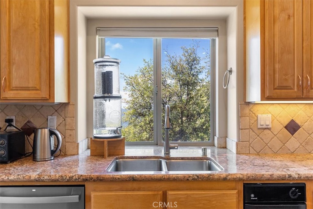 25250 Deertrail Property Photo 16