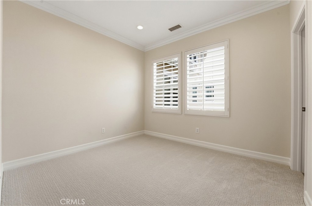 5 Azara Property Photo 19