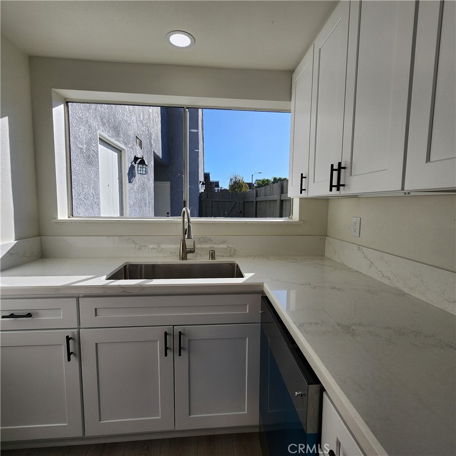 437 Reed Property Photo 5