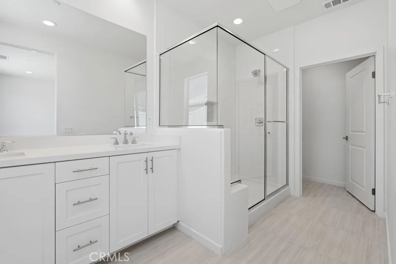 28916 Vertex Way Property Photo 14