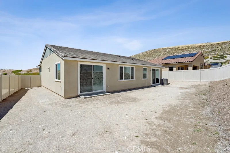 28916 Vertex Way Property Photo 22