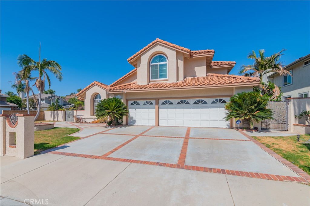 28105 Hollyberry Lane Property Photo 1