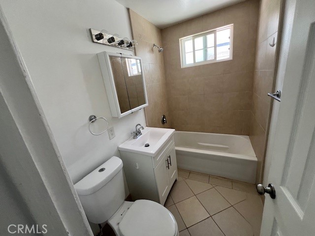 2869 Mendoza Drive D Property Photo 6