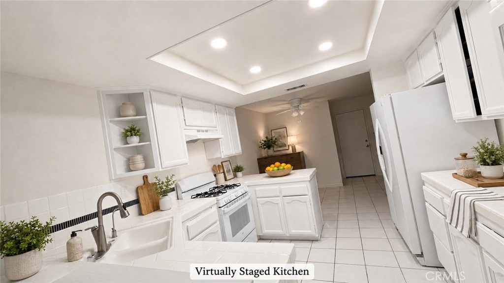 24364 Hilton Way Property Photo 12