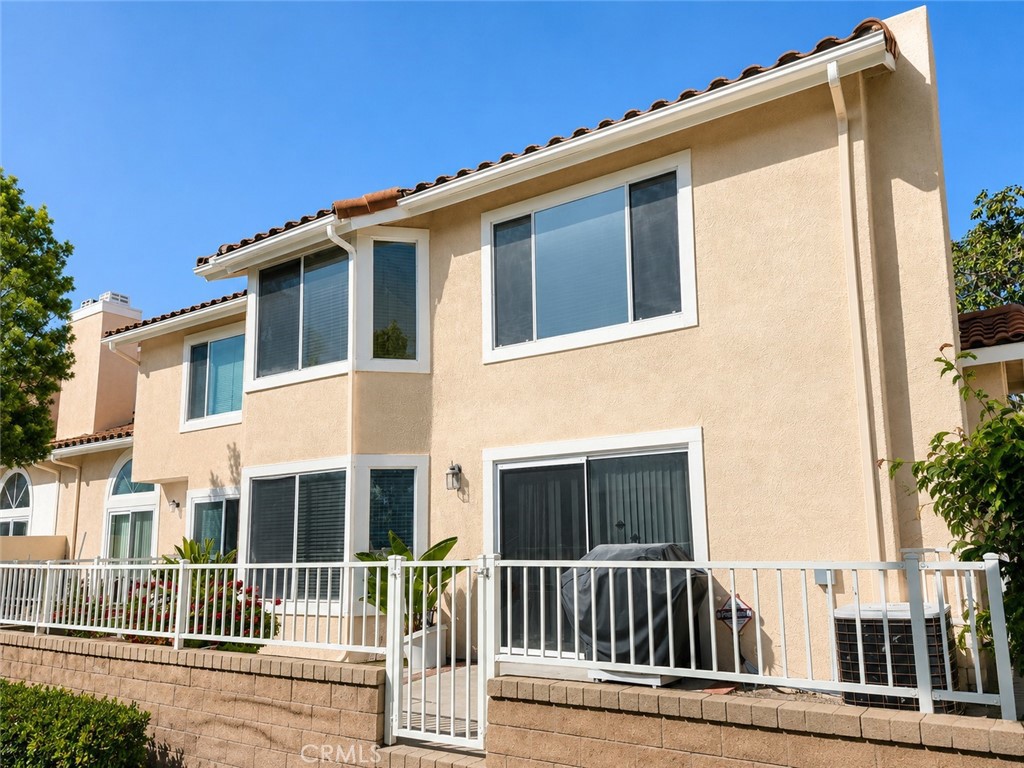 24364 Hilton Way Property Photo 16