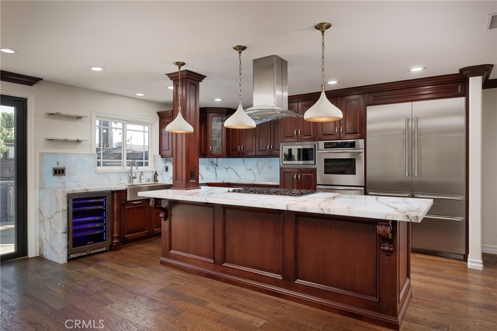 8562 Sandy Hook Property Photo 11