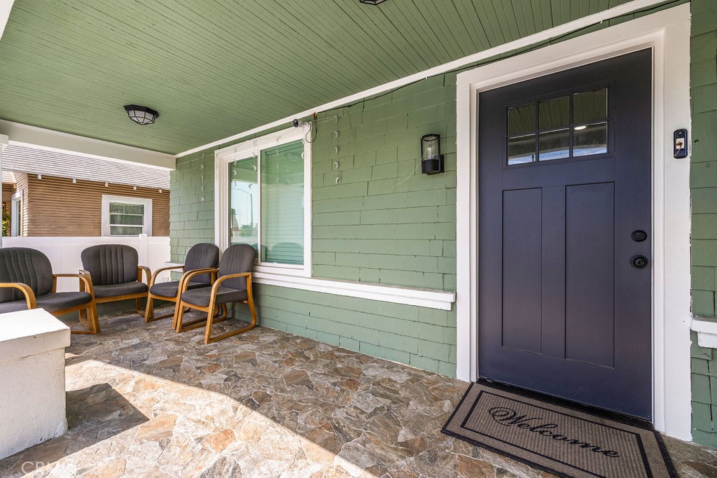 1347 Atlantic Property Photo 4