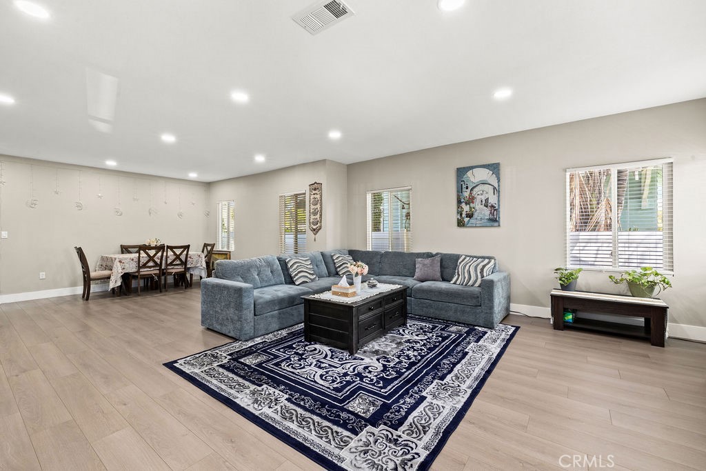 1347 Atlantic Property Photo 11