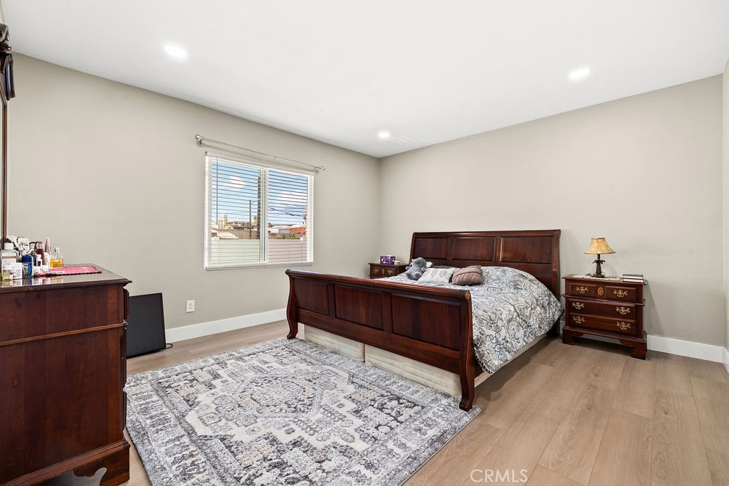 1347 Atlantic Property Photo 17