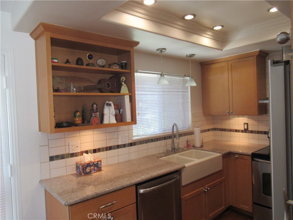 2089 Ronda Granada C Property Photo 5