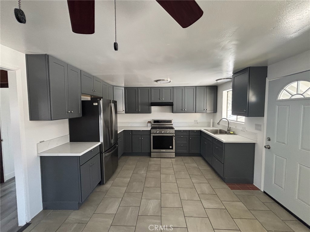3128 Mountain View Road Property Photo 5