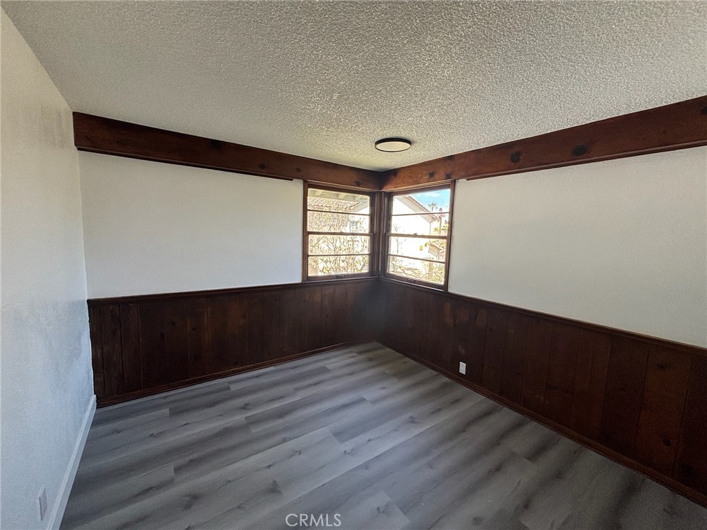 3128 Mountain View Road Property Photo 9