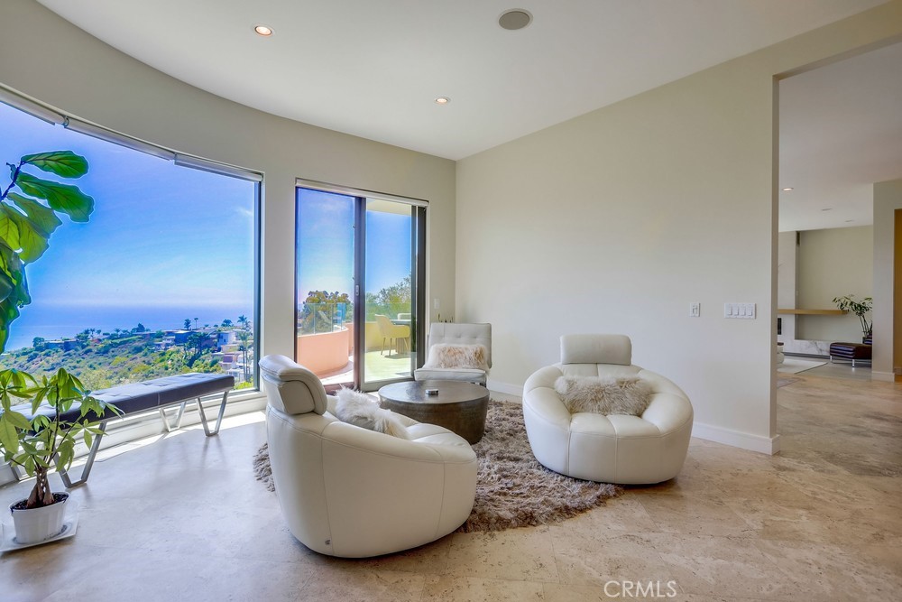 1725 Del Mar Property Photo 6