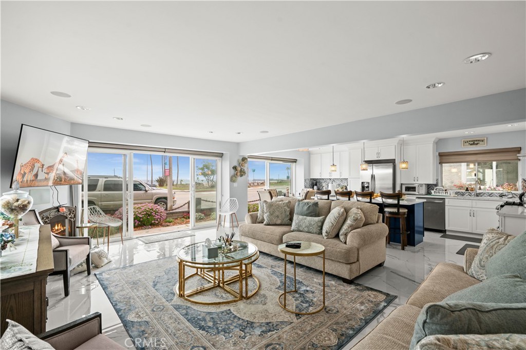 805 Ocean 4 Property Photo 3