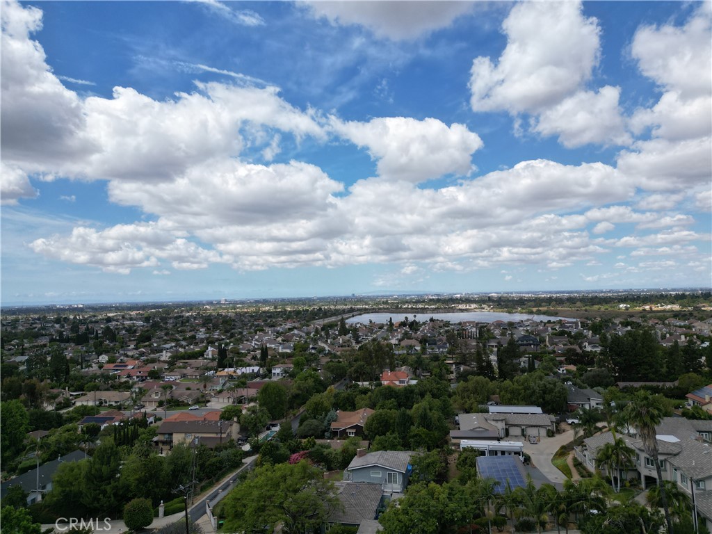 5242 E Lomita Property Photo 9