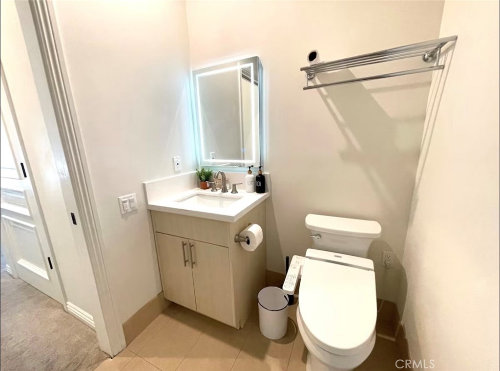 1598 Long Beach Blvd 412 Property Photo 18