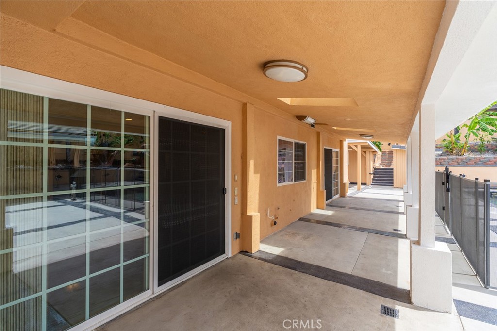 5562 Highland Property Photo 22