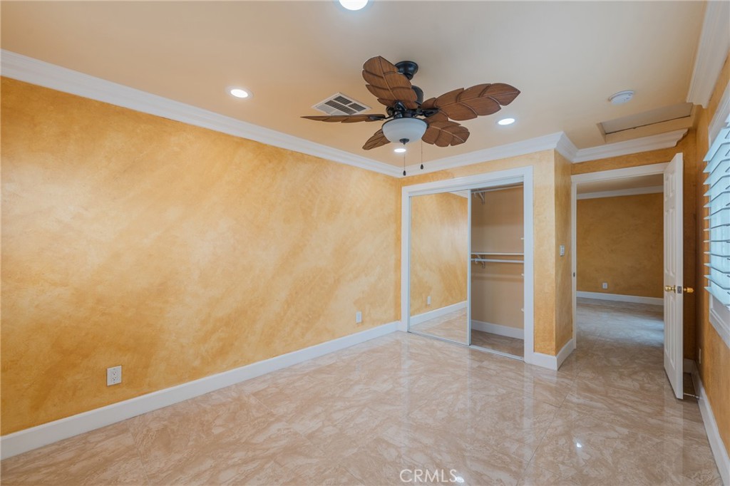 5562 Highland Property Photo 35
