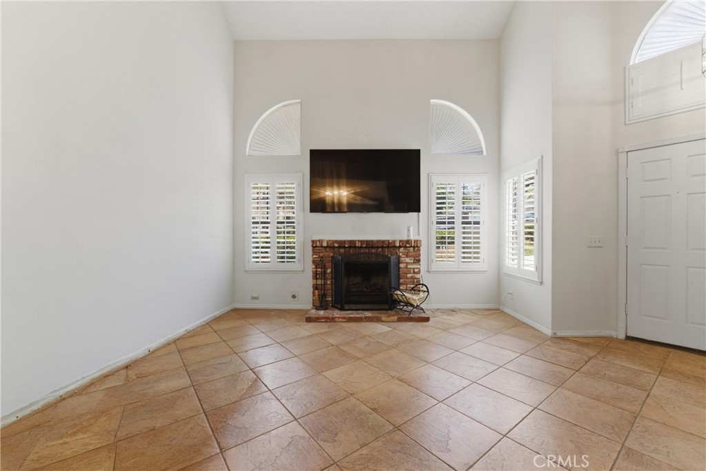 26325 Loch Glen 62 Property Photo 4