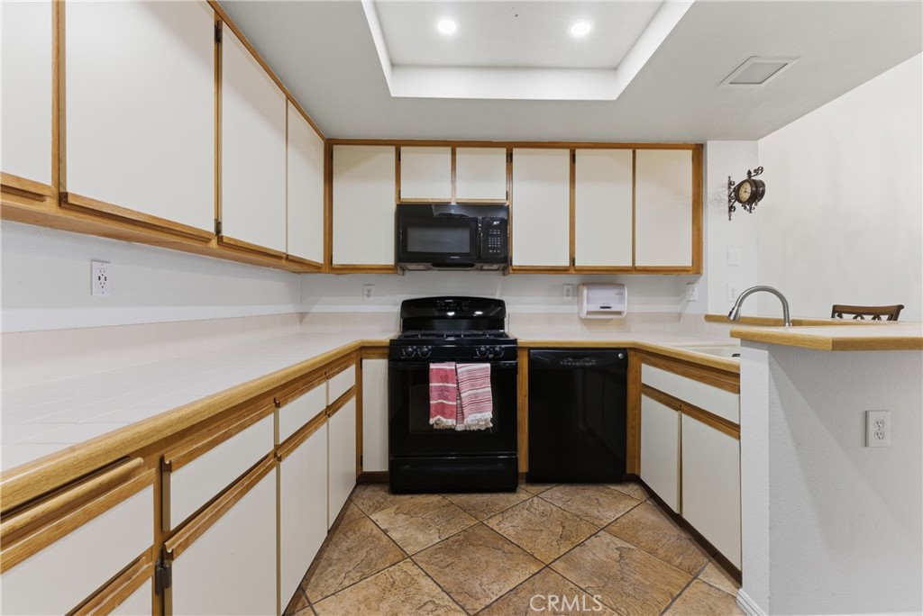 26325 Loch Glen 62 Property Photo 7