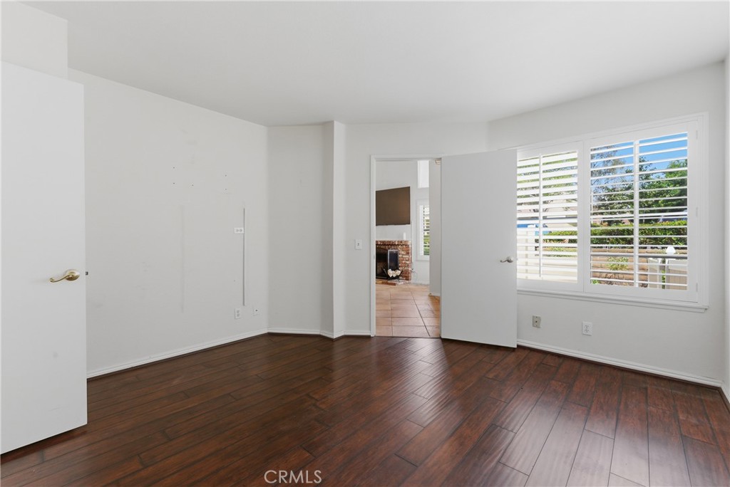 26325 Loch Glen 62 Property Photo 13