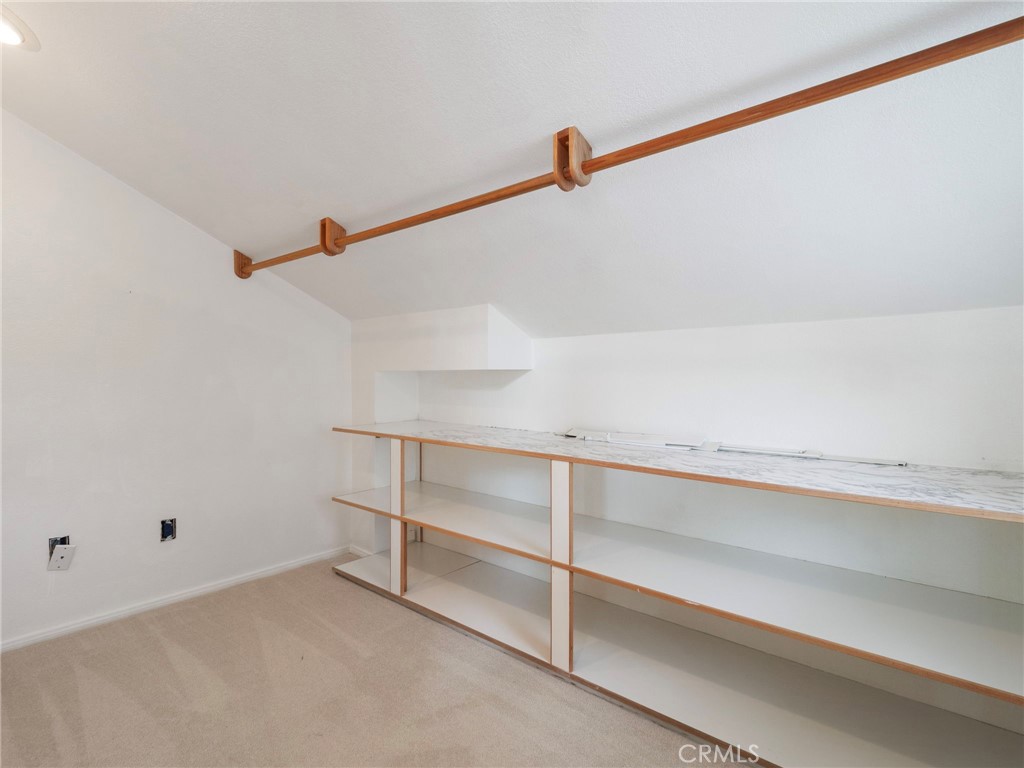 21052 Kensington Lane Property Photo 33