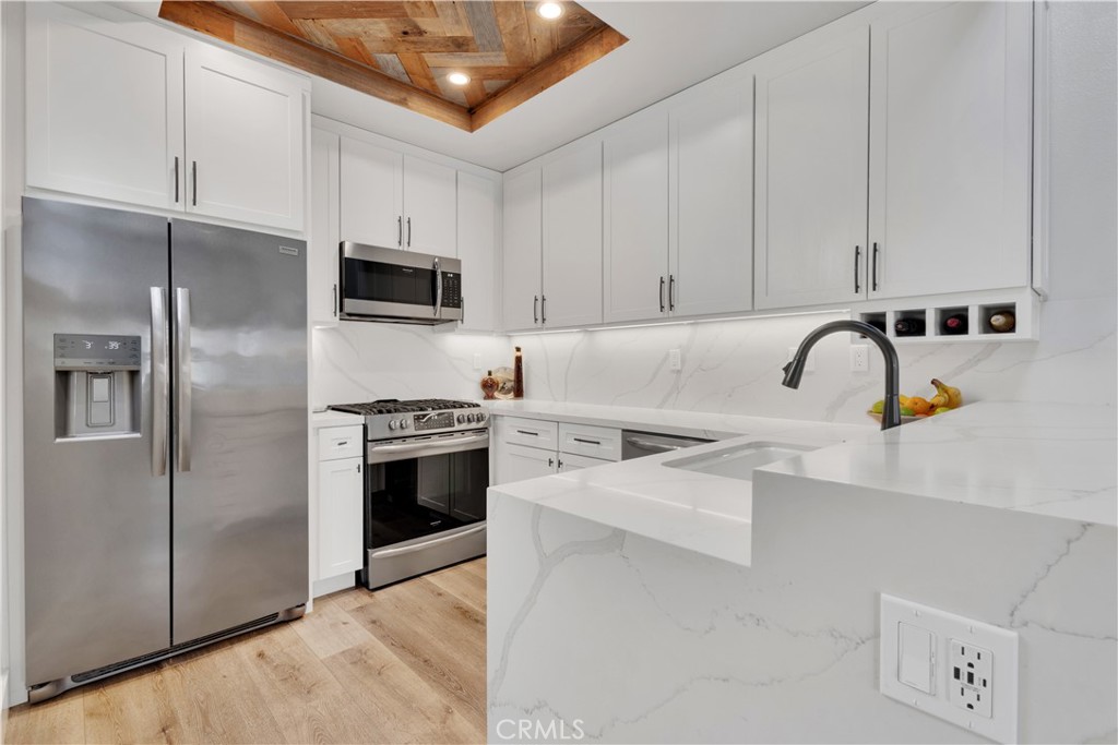25072 Leucadia E Property Photo 2