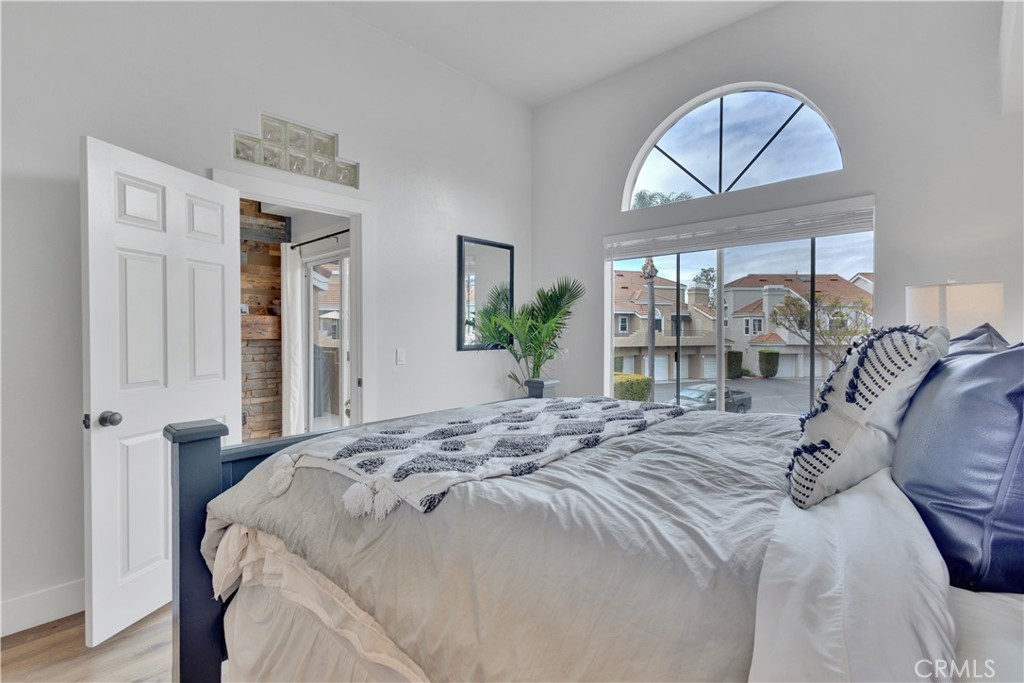25072 Leucadia E Property Photo 16