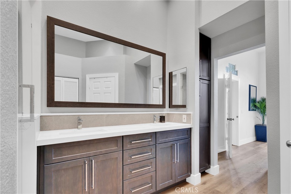 25072 Leucadia E Property Photo 19
