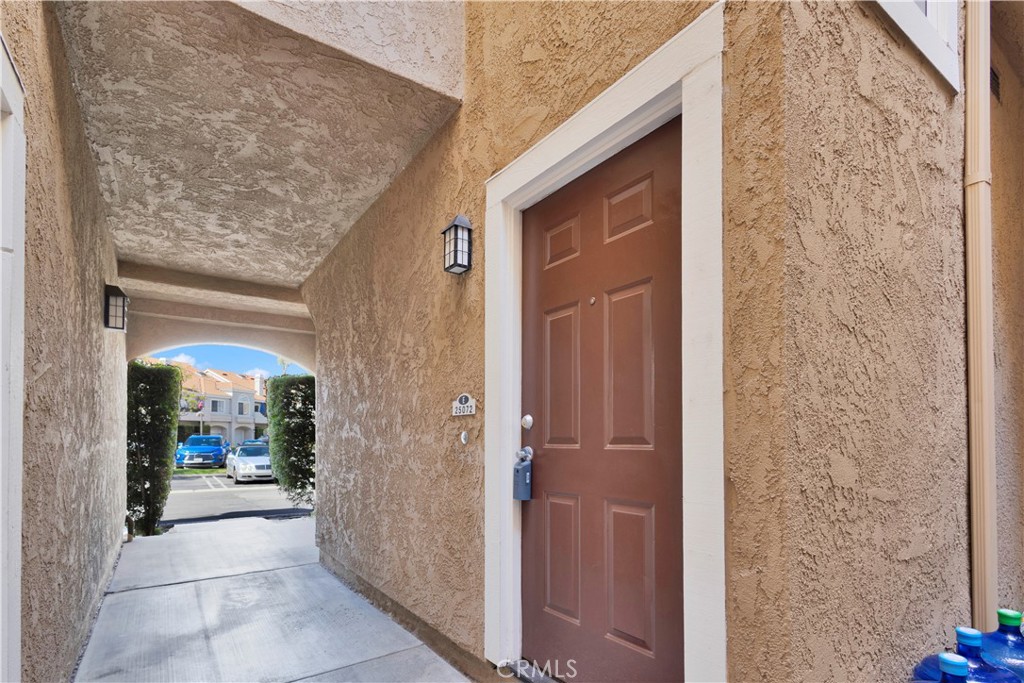 25072 Leucadia E Property Photo 24